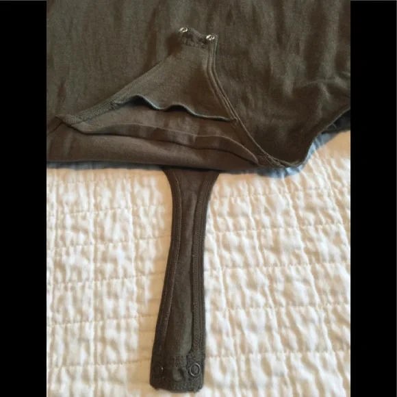 EUC Wolford bronze metallic body thong - Picture 10 of 14